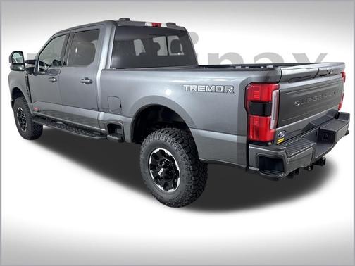 2025 Ford F-250 Platinum