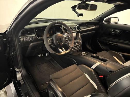 2021 Ford Shelby GT500 Base