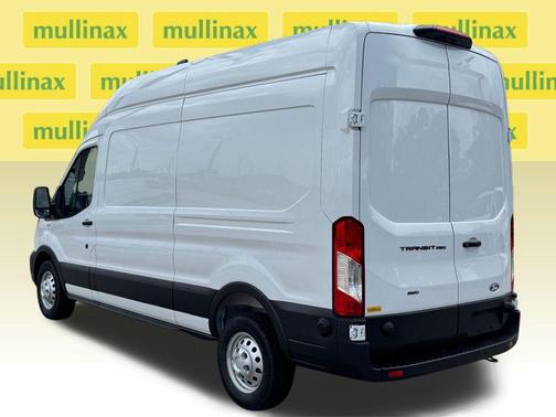 Oxford White 2026 Ford Transit-250 Base
