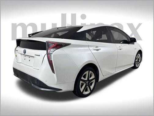 2016 Toyota Prius Four