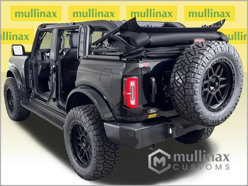 Shadow Black 2026 Ford Bronco Outer Banks