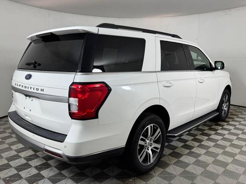 2023 Ford Expedition XLT