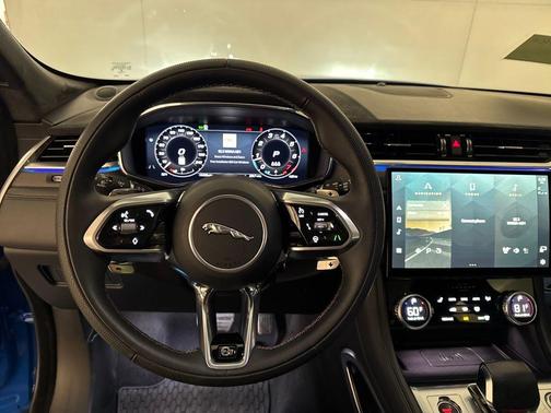 2023 Jaguar F-PACE SVR