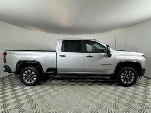 2023 Chevrolet Silverado 2500 Custom