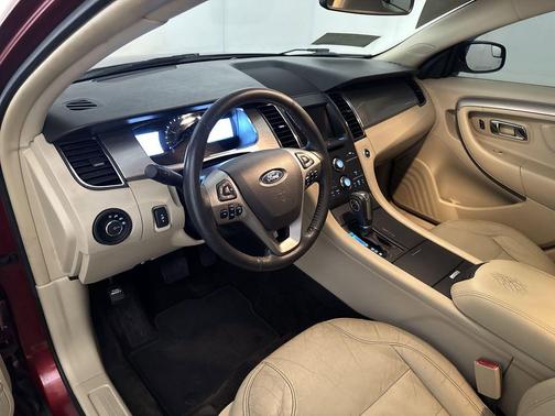 2015 Ford Taurus SEL