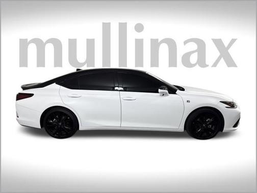 2025 Lexus ES 350 F SPORT Handling