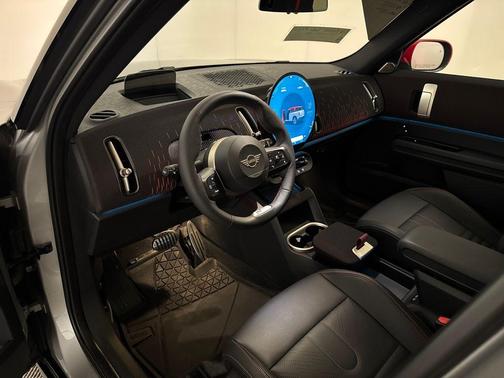 2025 MINI Countryman John Cooper Works