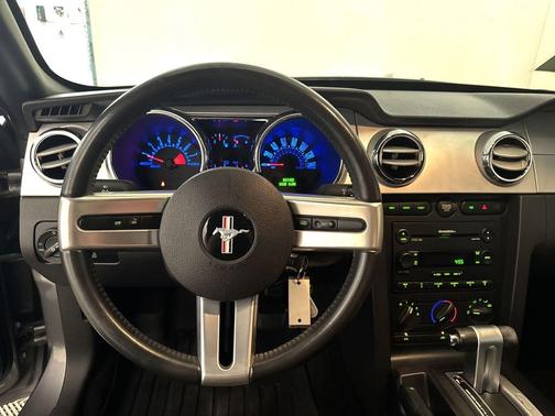 2006 Ford Mustang