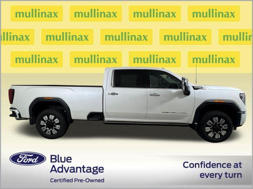 White Frost Tri-Coat 2025 GMC Sierra 3500 Denali
