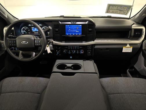 2025 Ford F-250 STX