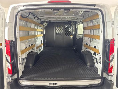 Oxford White 2025 Ford Transit-250 Base