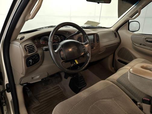 2000 Ford F-150 XL SuperCab