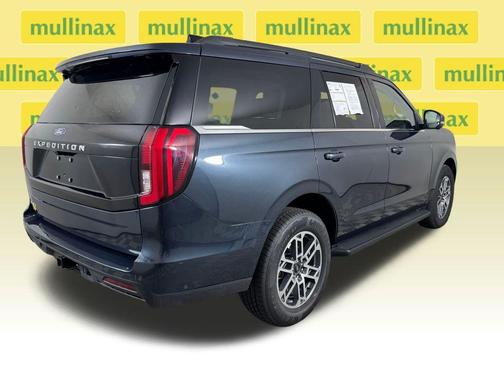 Stone Blue Metallic 2025 Ford Expedition Active