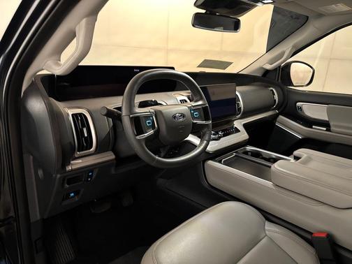 Stone Blue Metallic 2025 Ford Expedition Active