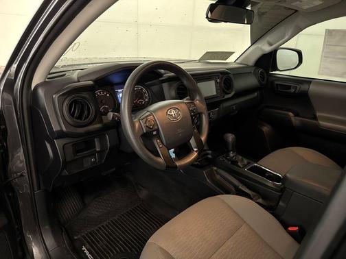 2019 Toyota Tacoma SR
