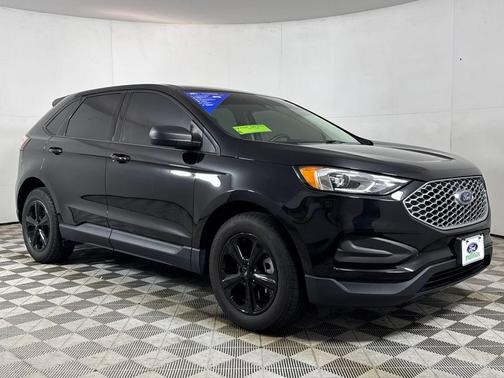 2023 Ford Edge SE