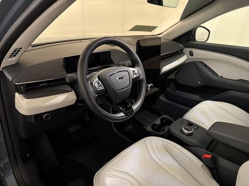 2024 Ford Mustang Mach-E Premium