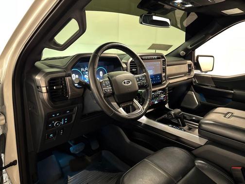 Star White 2022 Ford F-150 Platinum