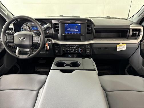 2025 Ford F-250 XL