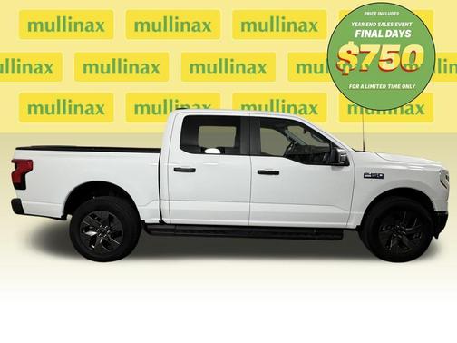 2025 Ford F-150 Lightning Pro