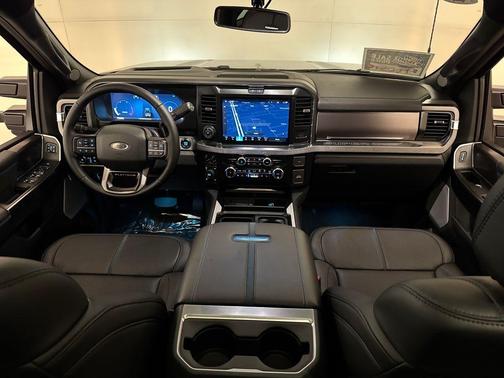 2026 Ford F-250 Platinum