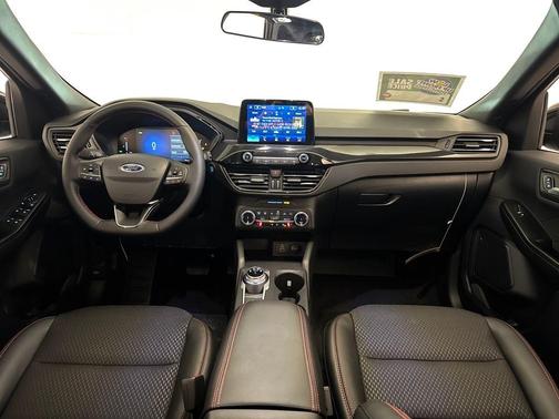 2026 Ford Escape ST-Line Select