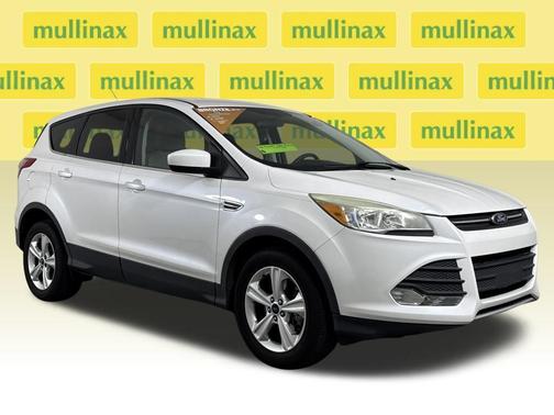 White Platinum Tri-Coat 2014 Ford Escape SE