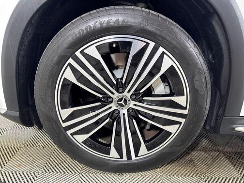 Polar White 2023 Mercedes-Benz EQS 450+ Base