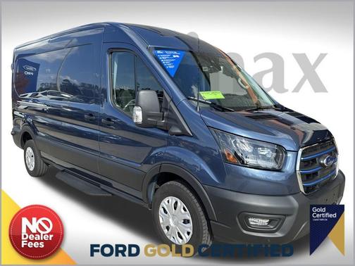 2024 Ford E-Transit Base