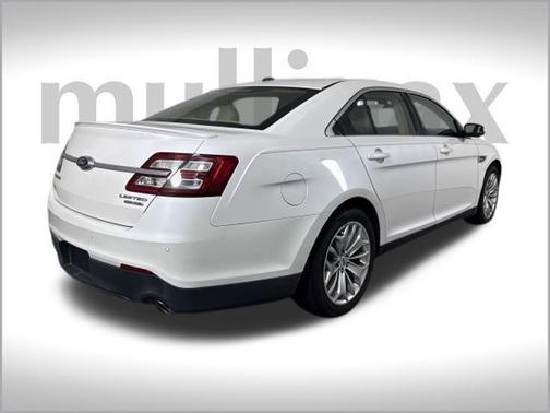 2015 Ford Taurus Limited