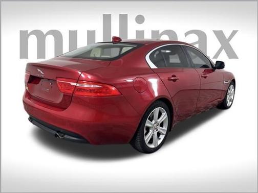 2017 Jaguar XE 25t Premium