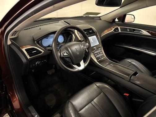 2015 Lincoln MKZ Base