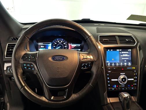 Magnetic Metallic 2019 Ford Explorer Limited