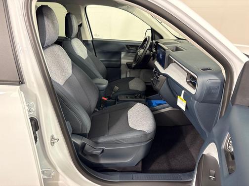 Oxford White 2026 Ford Maverick XLT