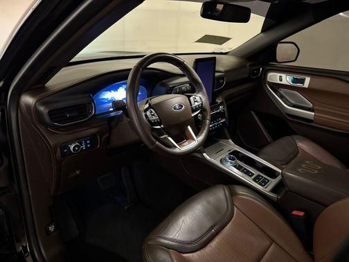 2022 Ford Explorer King Ranch