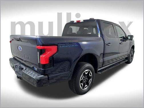 2023 Ford F-150 Lightning XLT