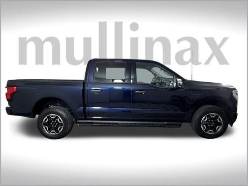2023 Ford F-150 Lightning XLT
