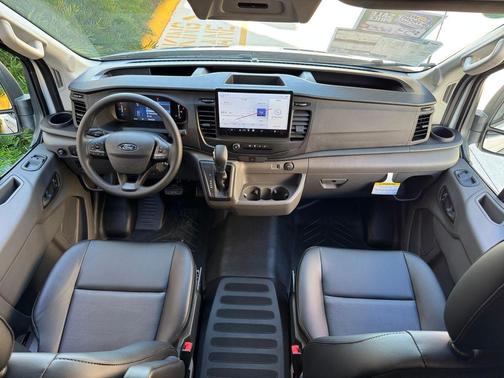 2026 Ford Transit-250 148 WB Medium Roof Cargo