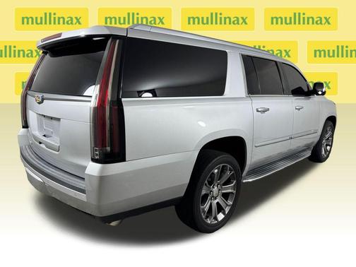 Radiant Silver Metallic 2016 Cadillac Escalade ESV Premium