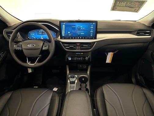 2025 Ford Escape Platinum