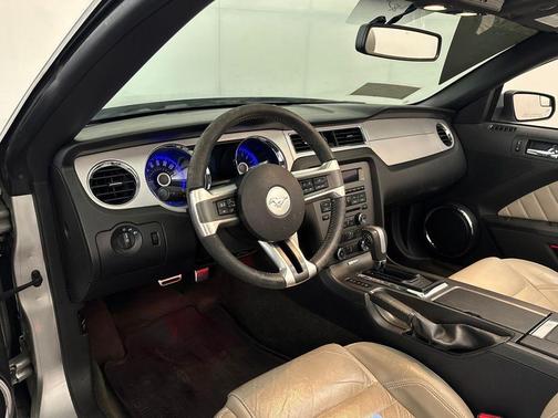 2014 Ford Mustang V6 Premium