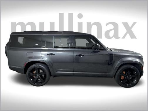 2023 Land Rover Defender First Edition