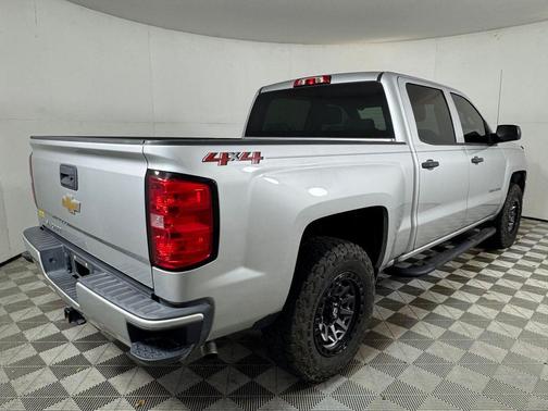 2018 Chevrolet Silverado 1500 Custom
