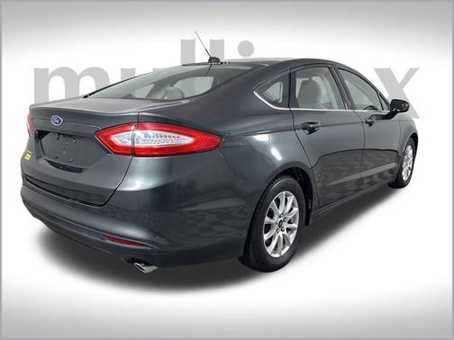 2016 Ford Fusion S