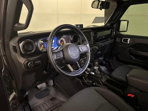 2020 Jeep Wrangler Unlimited Sport Altitude