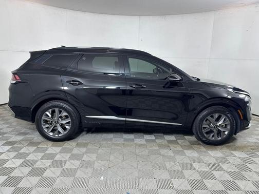 2023 Kia Sportage SX