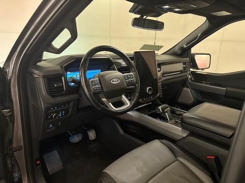 2022 Ford F-150 Lightning LARIAT