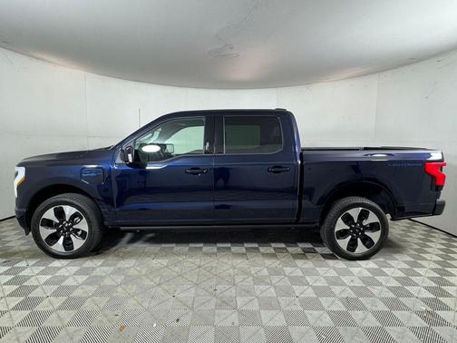 2025 Ford F-150 Lightning Platinum