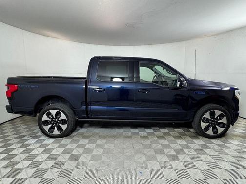 2025 Ford F-150 Lightning Platinum