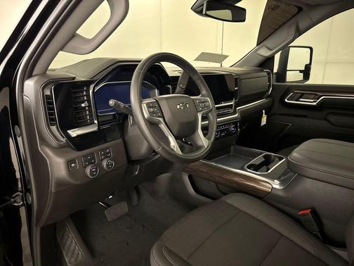 2024 Chevrolet Silverado 2500 LT